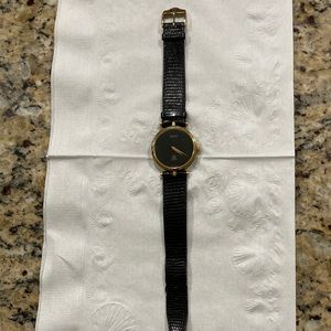 GUCCI WATCH